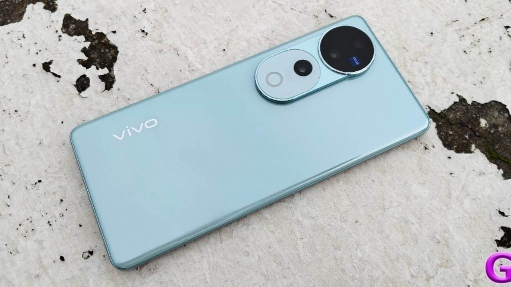 Vivo V50